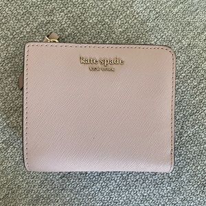 Kate Spade L Zip Bi-Fold Wallet